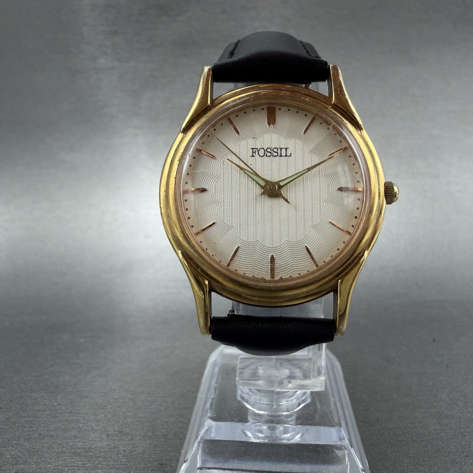 Fossil Watch Men 34mm White Dial Gold Tone Round Eagle Scout New Battery5