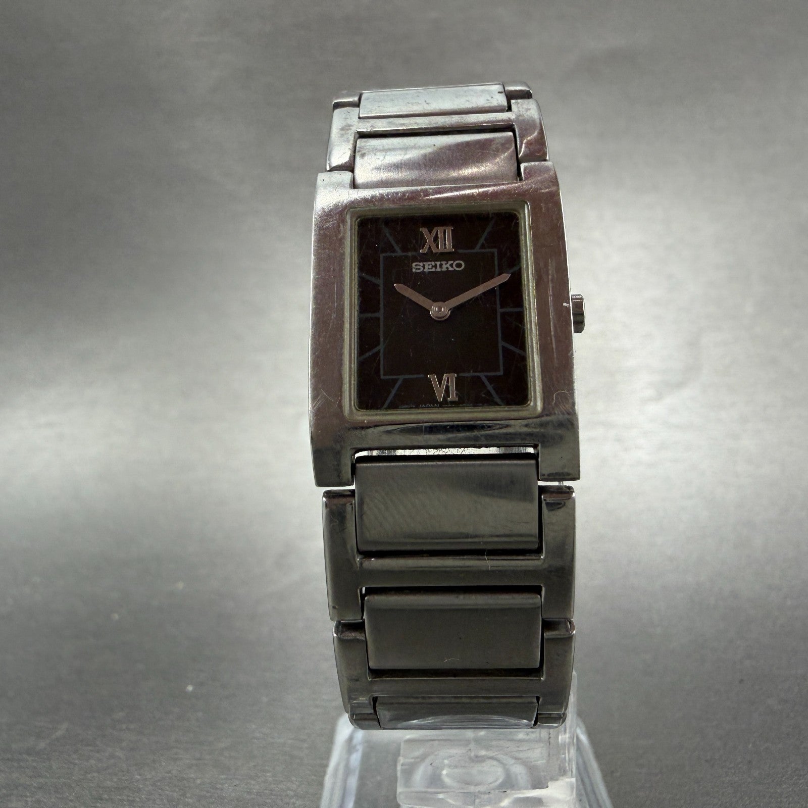 Seiko Tank Watch Women 20mm Black Dial Silver Tone 1N00-6T40 New Battery Vintage5