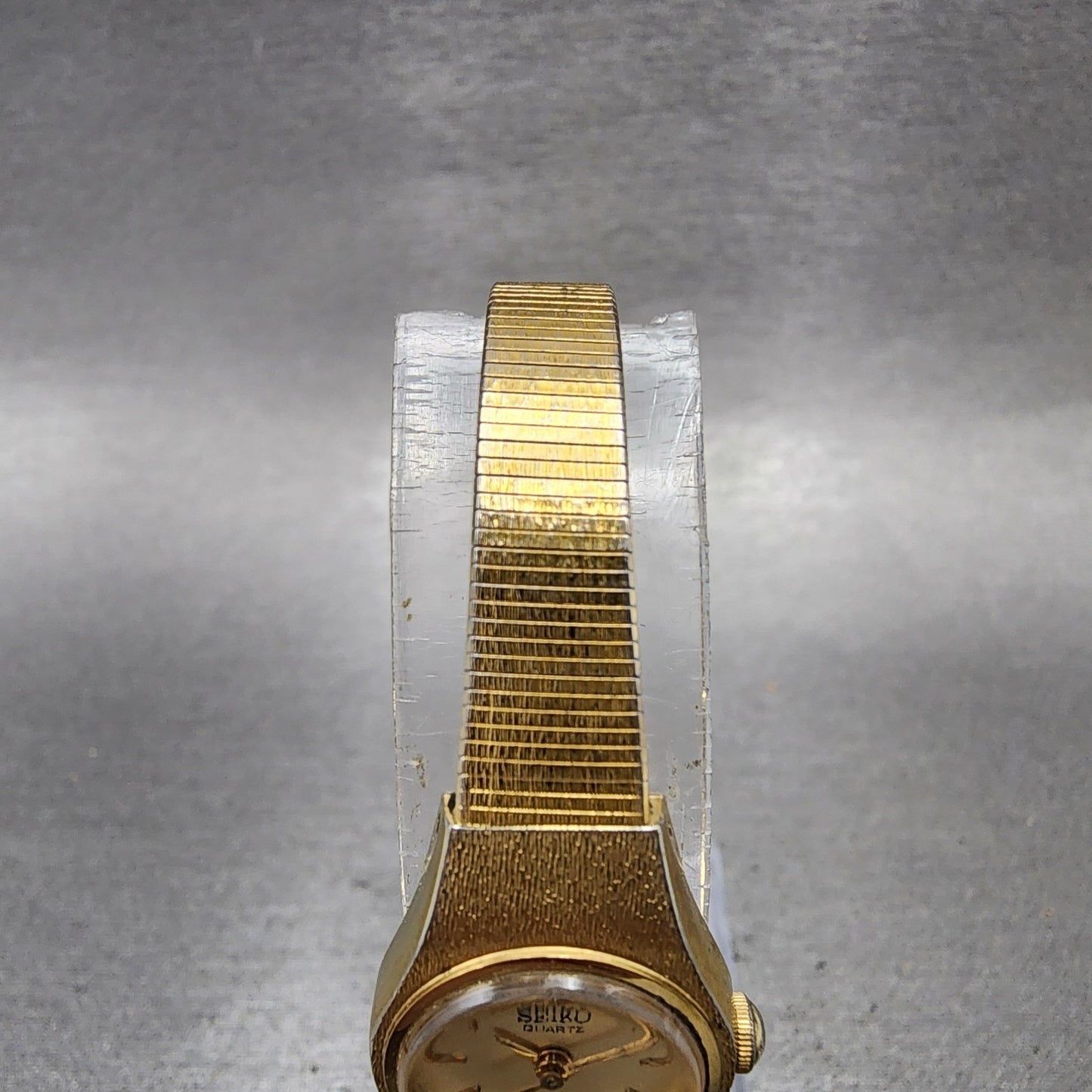Seiko Watch Women 17mm Champagne Dial Gold Tone Round 54210039 New Battery4