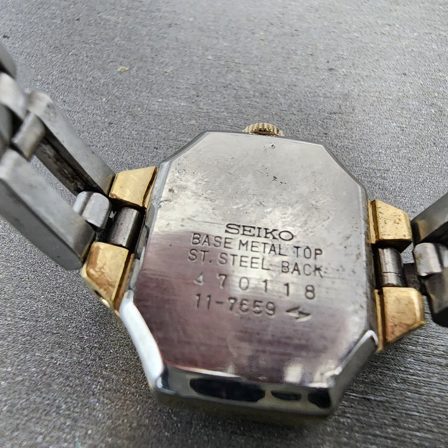 Seiko Watch Women 23mm Champagne Dial Two Tone Oval Vintage 117659 Manual Runs10