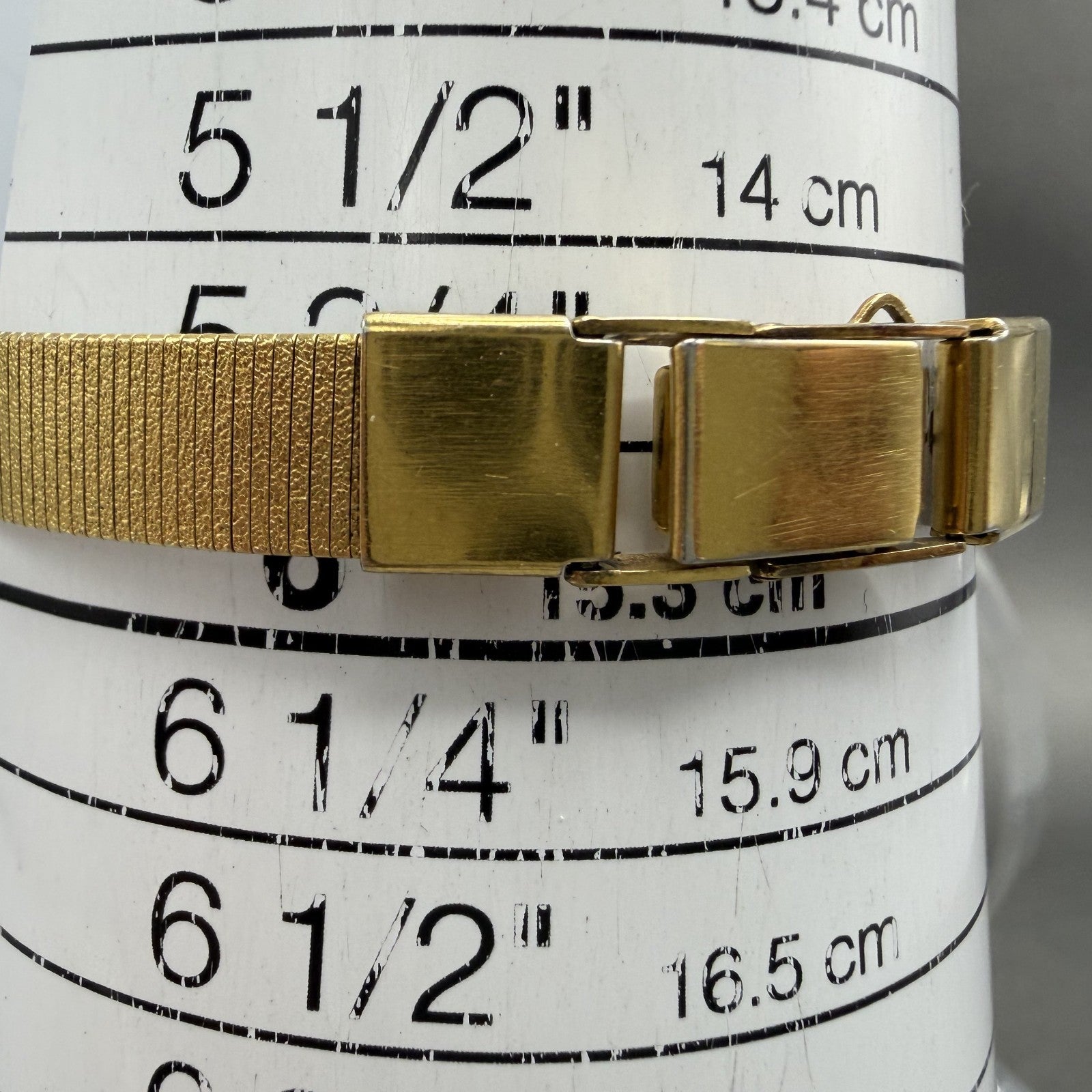 Seiko Watch Women 20mm Black Dial Gold Tone Round 8y21-0029 New Battery IJJOPS9