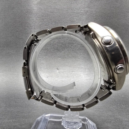 Casio Wave Ceptor WVQ-500 Watch Men 42mm Gray Dial Titanium Alarm Chrono PARTS9