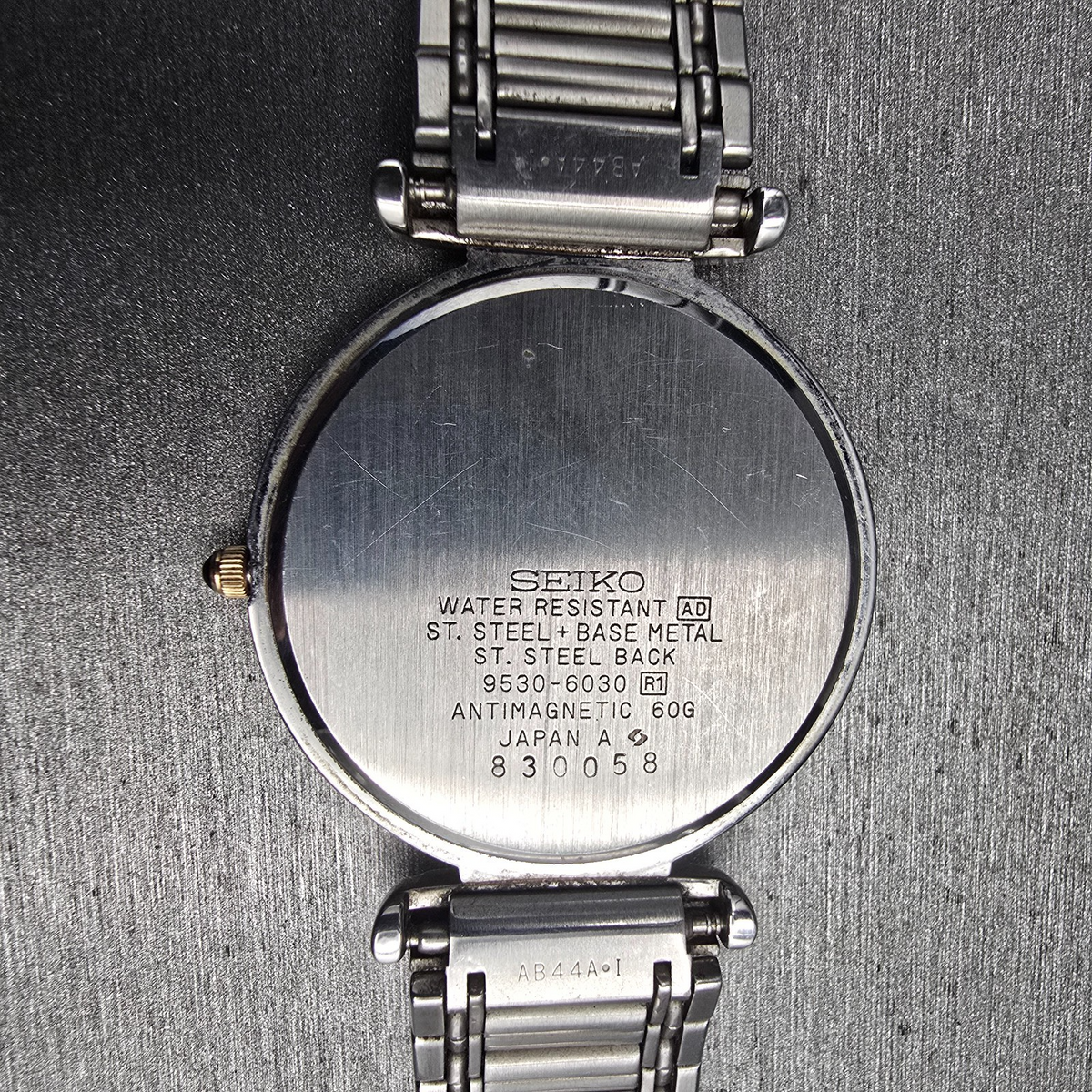 Seiko Dolce Watch Men 31mm White Dial Two Tone Round 9530-6030 New Battery JDM10