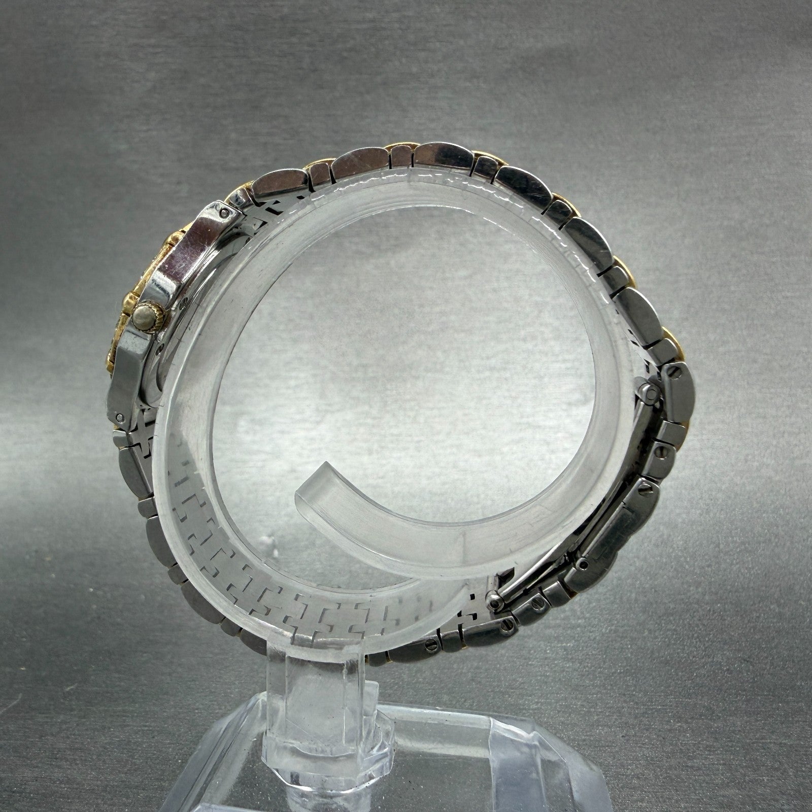 Concord Saratoga Watch Women 23mm White Dial Two Tone Diamond Bezel 15 73 2876