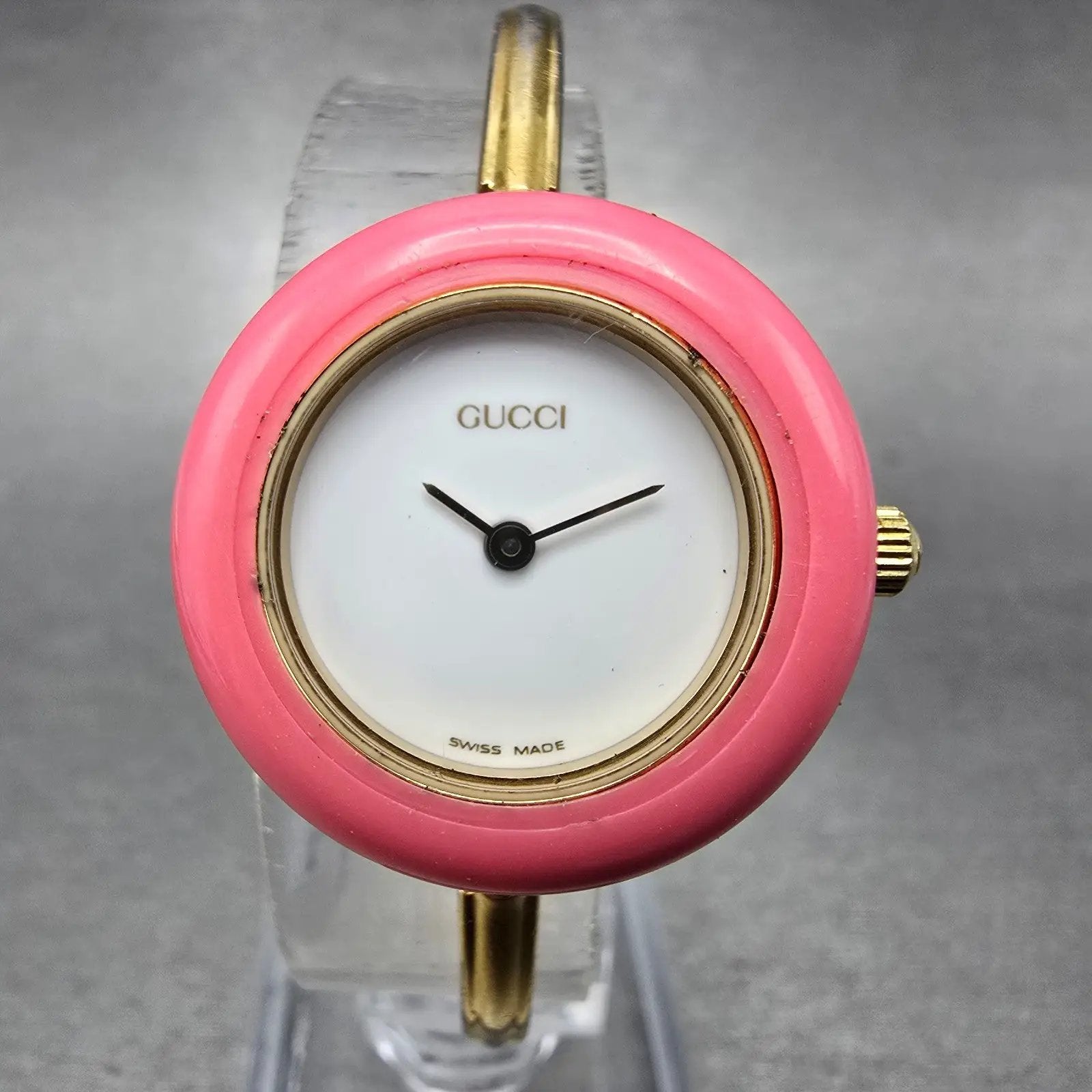 Gucci 11/12.2 Watch Women 26mm White Dial Gold Tone Round New Battery Pink Bezel0