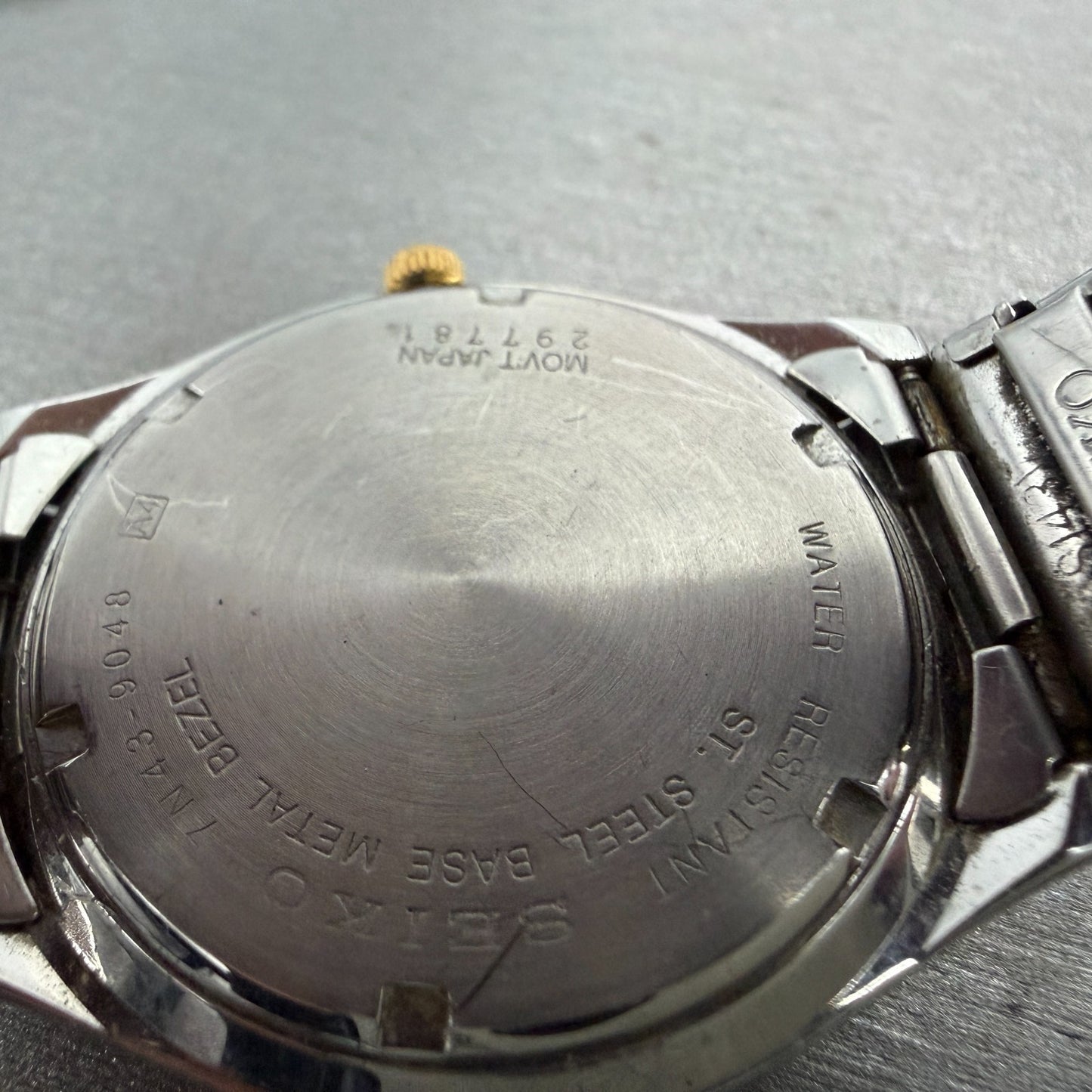 Seiko Watch Men 37mm White Dial Two Tone Daydate Round 7N43-9048 PARTS Vintage11