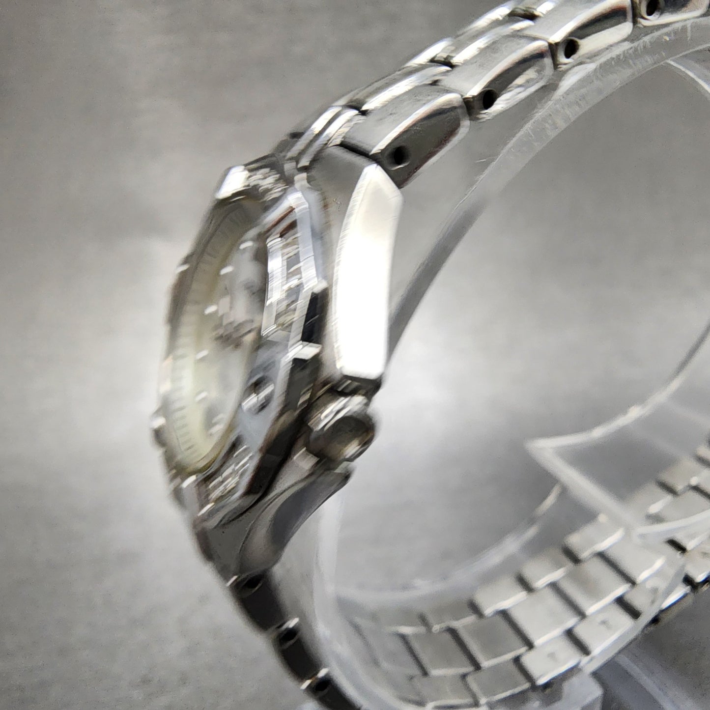 Seiko Coutura Watch Women 23mm Silver Dial Silver Tone 1n010le0 New Battery2