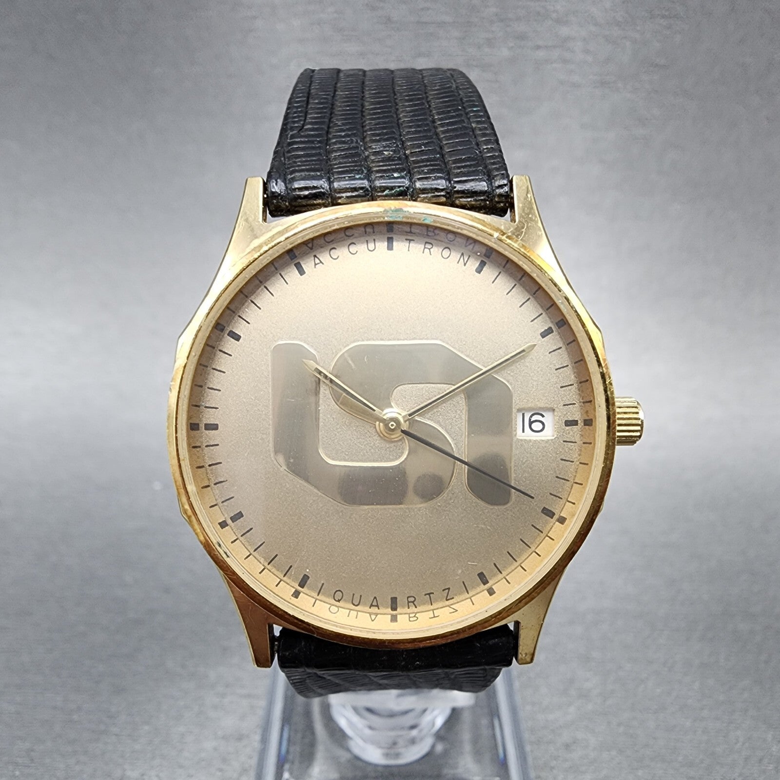 Bulova Accutron Watch Men 31mm Gold Dial Gold Tone Date Round  New Battery0