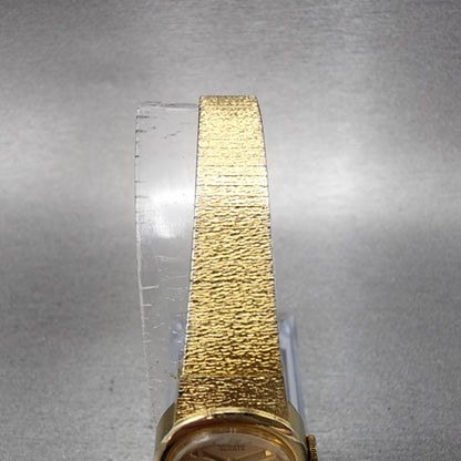 Seiko Watch Women 17mm Gold Dial Gold Tone Oval 1400-8339 New Battery