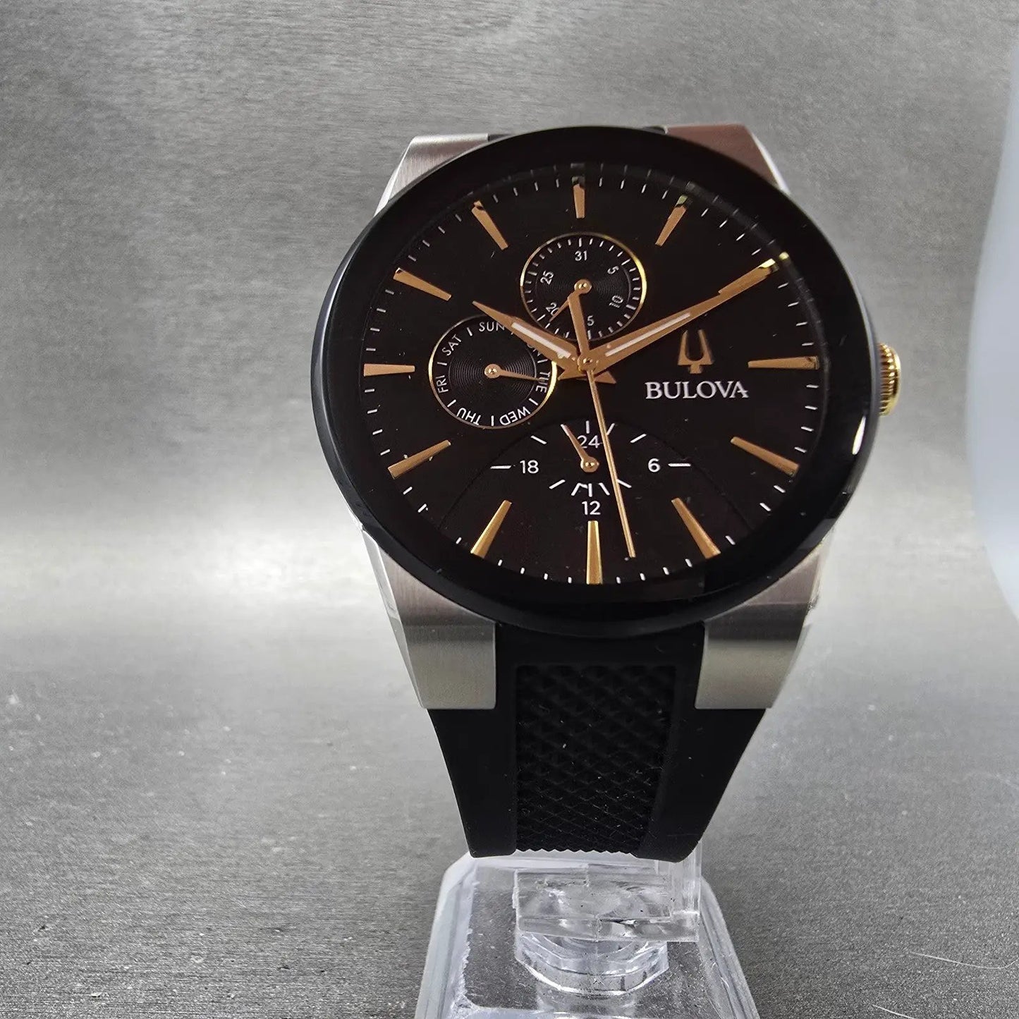 Bulova Futuro Watch Men 41mm Black Dial Two Tone Daydate Round 98C146 NewBattery5