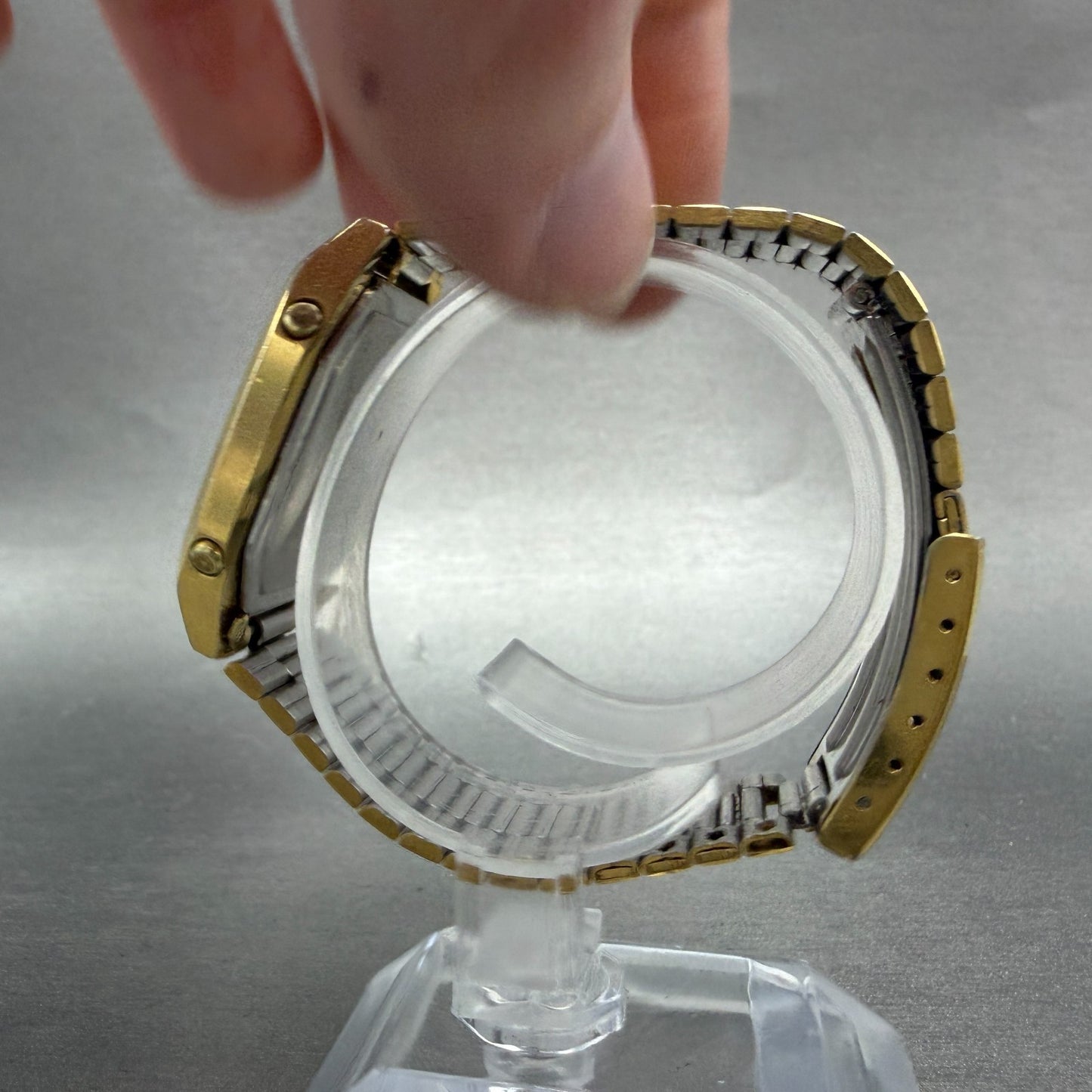 Seiko Pulsar Digital Watch Men 31mm Gold Tone Alarm Chrono Y486-4030 PARTS VTG7