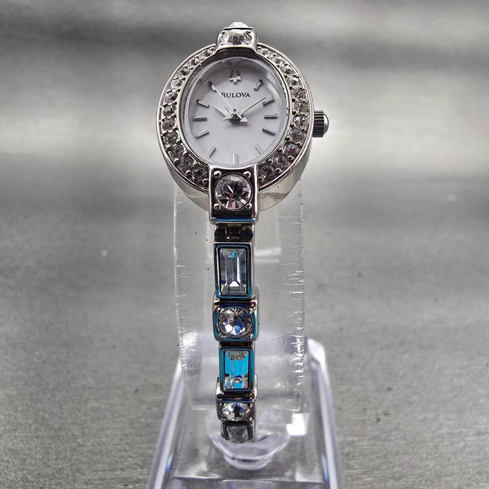 Bulova Watch Women 17mm Silver Dial Silver Tone Gemmed Oval 96T49 New Battery5