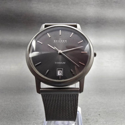 Skagen Watch Men 34mm Gray Dial Titanium Date Round 170LTTM New Battery Mesh5