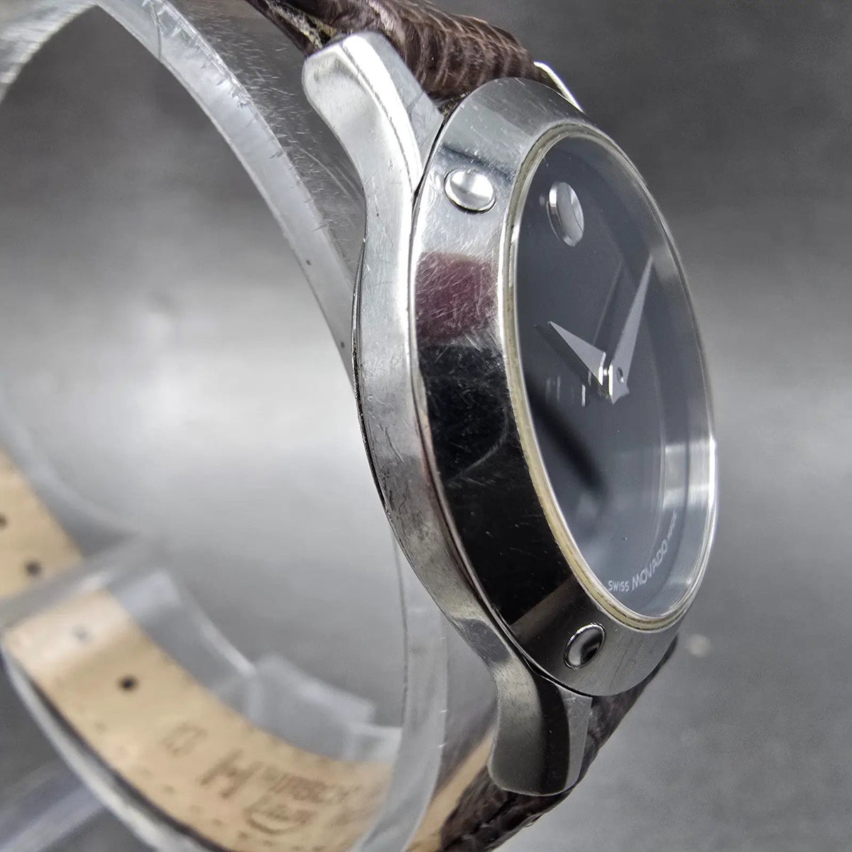 Movado Verso Watch Women 25mm Black Dial Silver Round Leather 84-G4-825 New Batt3