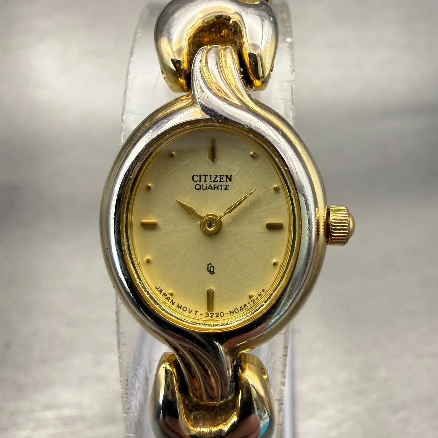 Citizen Watch Women 17mm Champagne Dial Two Tone Oval 3220-S32909 New Battery0
