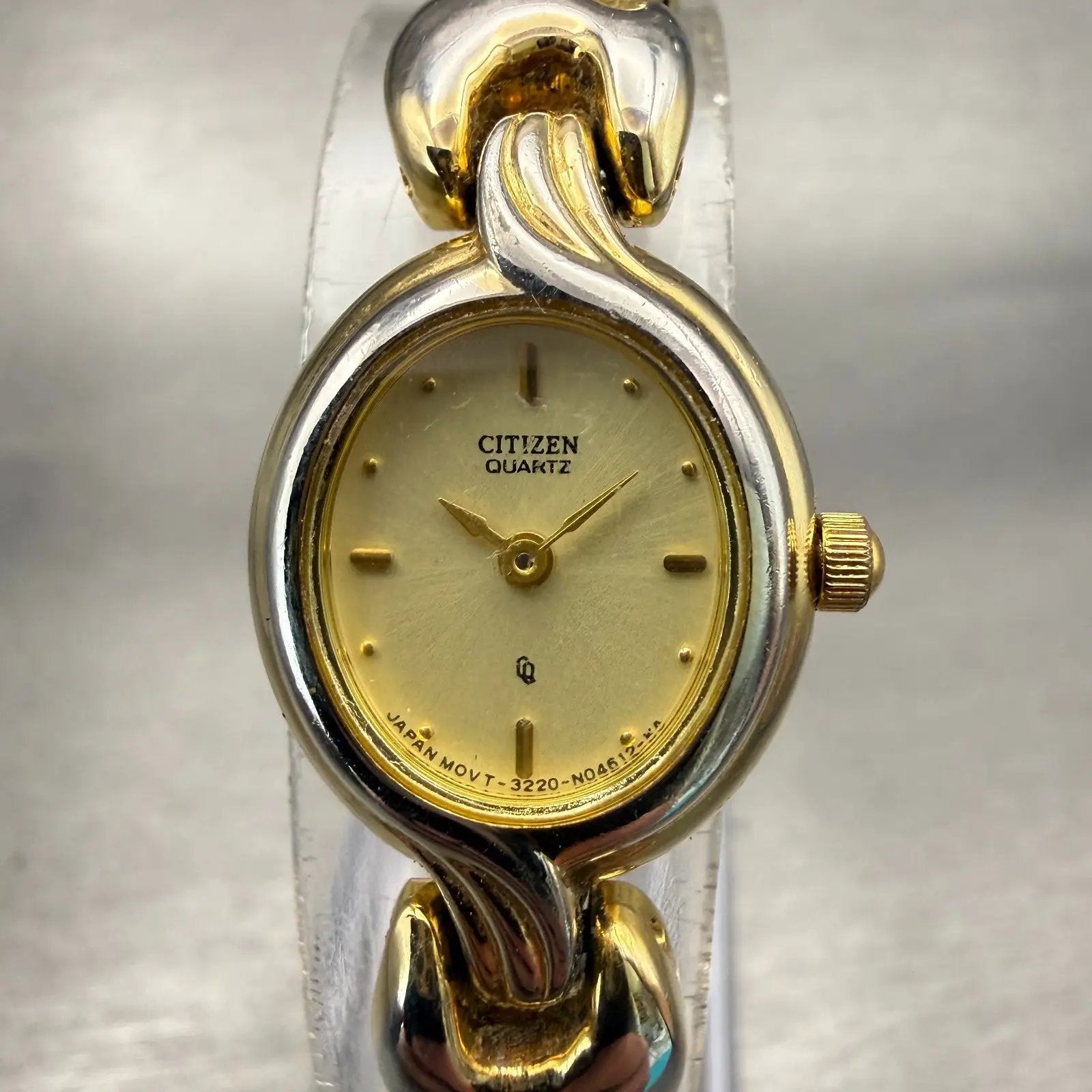 Citizen Watch Women 17mm Champagne Dial Two Tone Oval 3220-S32909 New Battery0