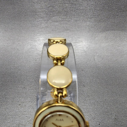 Seiko Alba Watch Women 20mm White Dial Gold Tone Round Y588005b New Battery4