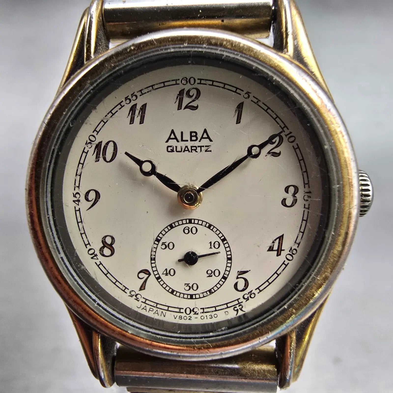Seiko Alba Watch Women 23mm Ivory Dial Gold Tone Round V802-0020 New Battery VTG1