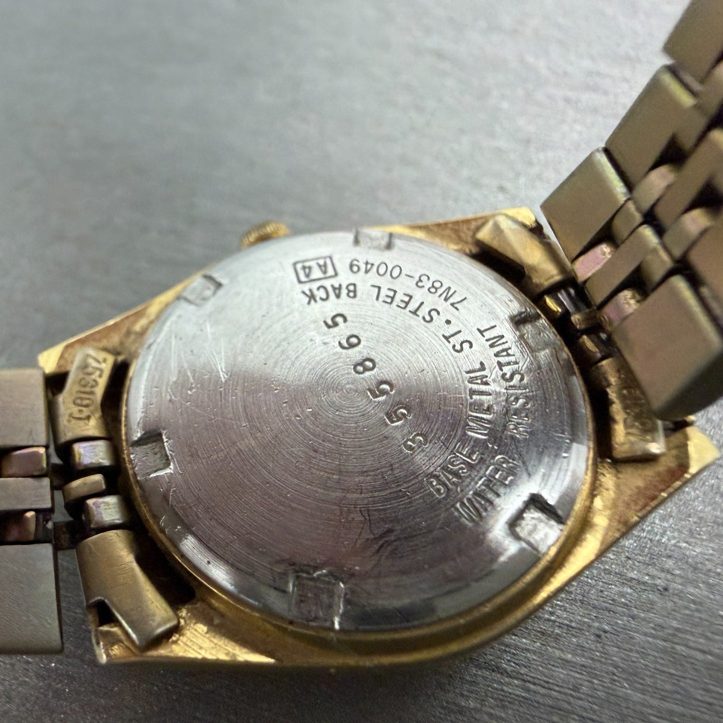 Seiko Watch Women 24mm Champagne Dial Gold Tone Daydate Round 7N83-0049 New Bat99