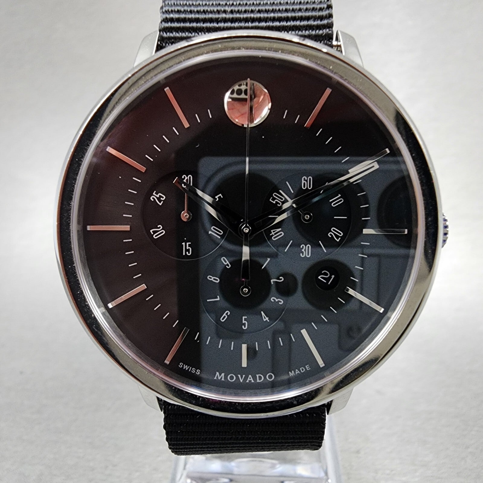 Movado Chronograhp Watch Men 42mm Black Dial Steel Date Round 0606886 New Batt1
