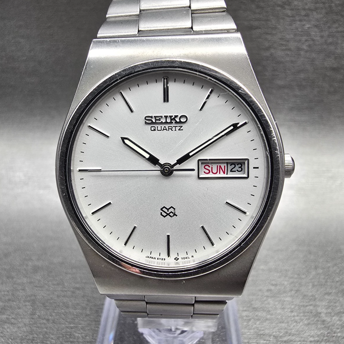 Seiko SQ Watch Men 33mm Silver Dial Silver Tone Daydate Round 5Y23-7110 New Batt0