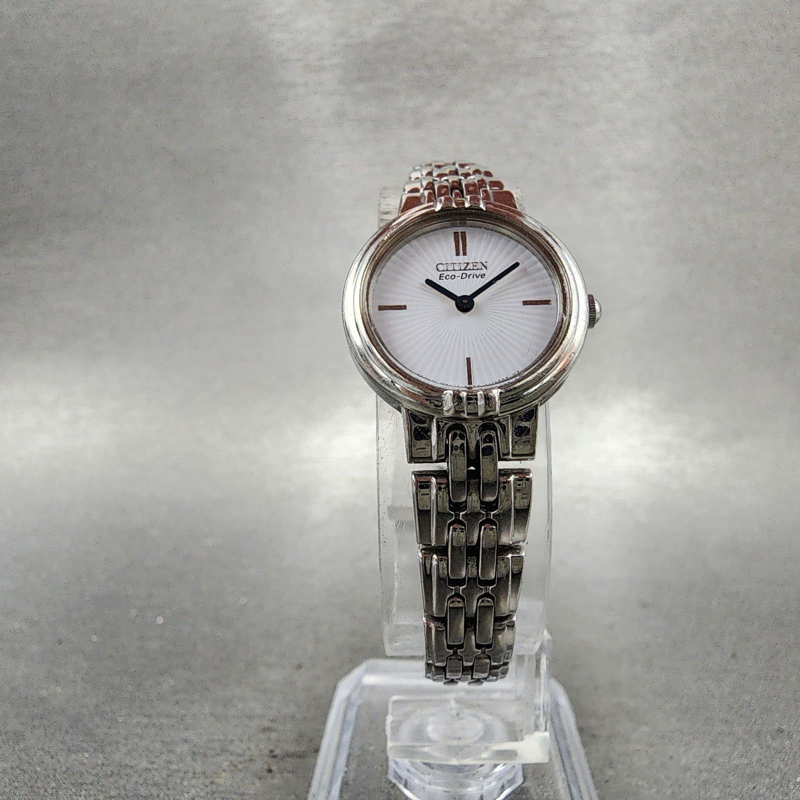 Citizen EcoDrive Watch Women 21mm White Dial Silver Tone Round B023 Runs5