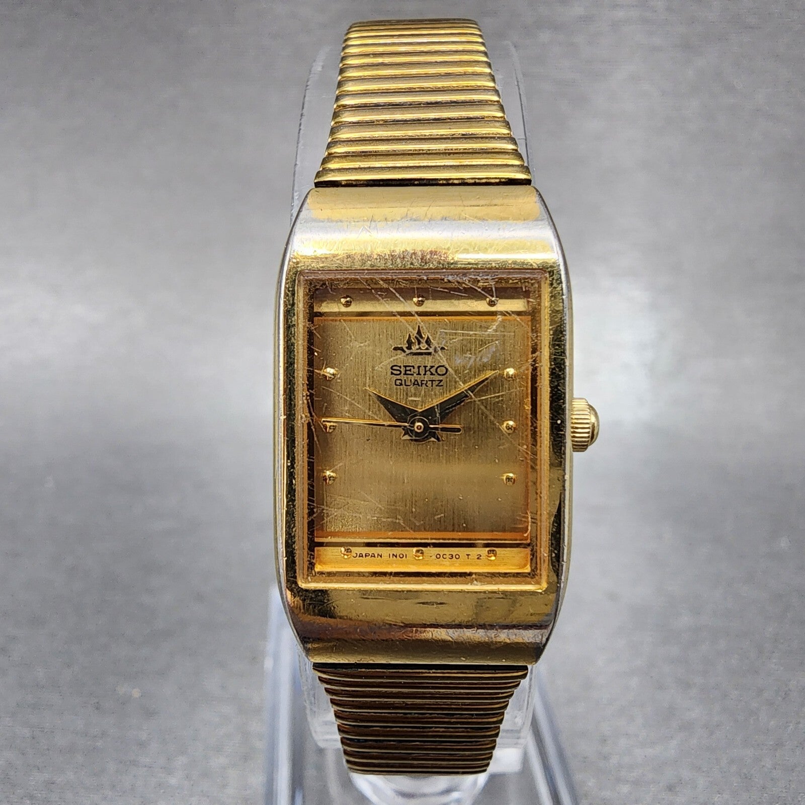 Seiko Tank Watch Women 16mm Gold Dial Gold Tone Rectangle 1N015A00 New Battery0