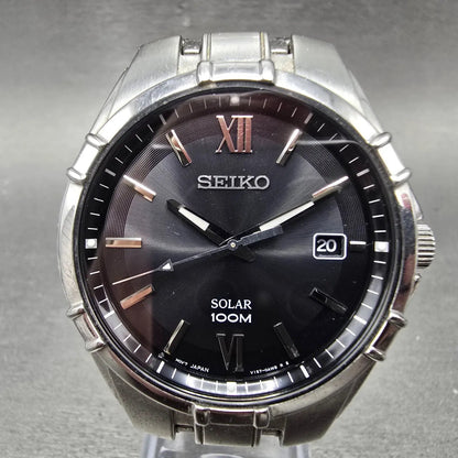 Seiko Solar Watch Men 38mm Black Dial Silver Tone Date Round V157-0AM0 Works L0