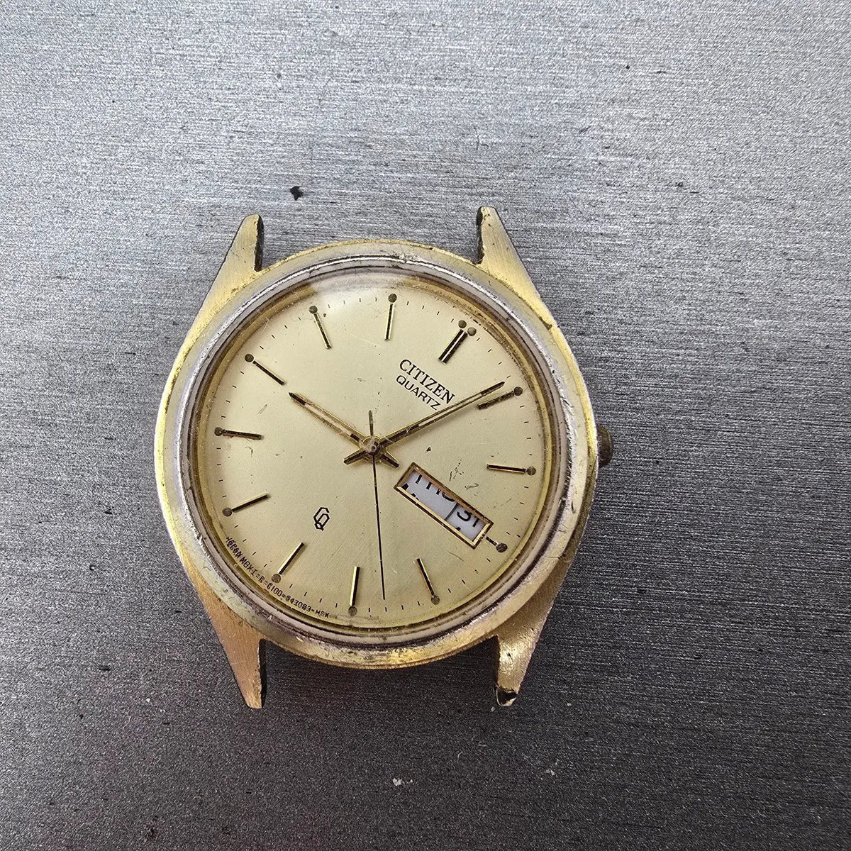 Citizen CQ Watch Men 35mm Champagne Dial Gold Daydate 6100-S18591 PARTS0