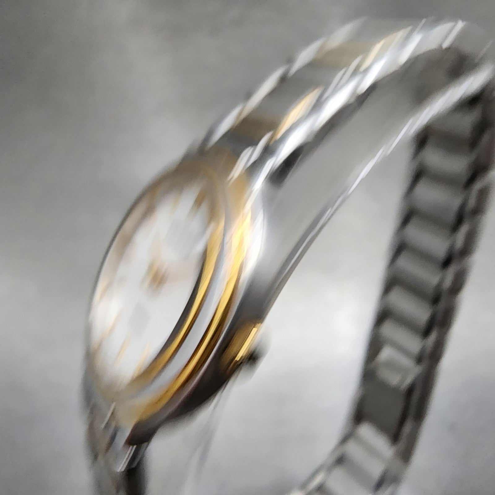 Seiko Exceline Watch Women 22mm White Dial Two Tone Round 4N210320 New Battery2