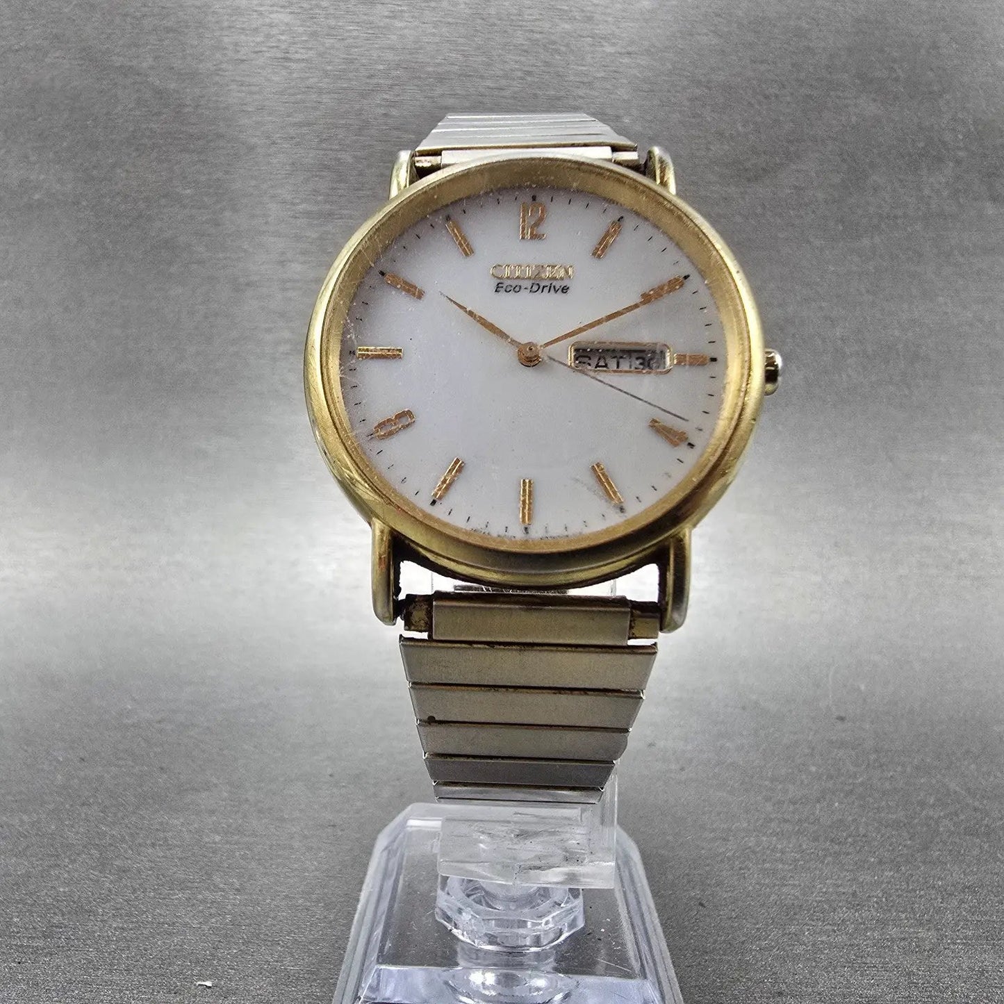 Citizen Eco-Drive Watch Men 36mm White Dial Gold Tone Daydate E101-S015588 Runs5