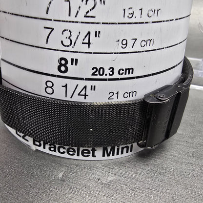 Bering Solar Watch Men 39mm Gray Dial Black Date Round Mesh 14639-122 Works10