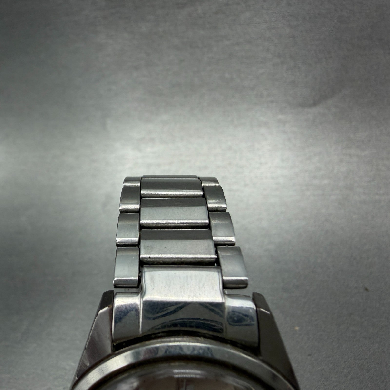 Seiko Sportsman Watch Men 34mm Silver Dial Silver Tone Date 6602-7030 Runs4