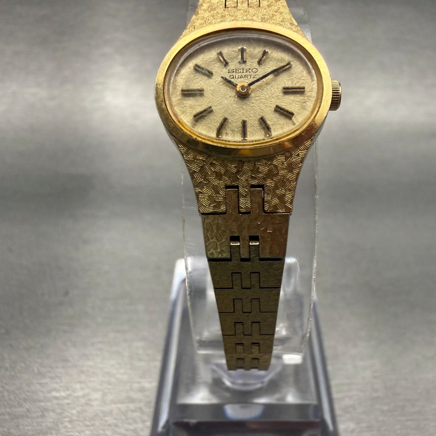 Seiko Watch Women 18mm Gold Dial Gold Tone Oval 2C20-5759 Vintage New Battery5