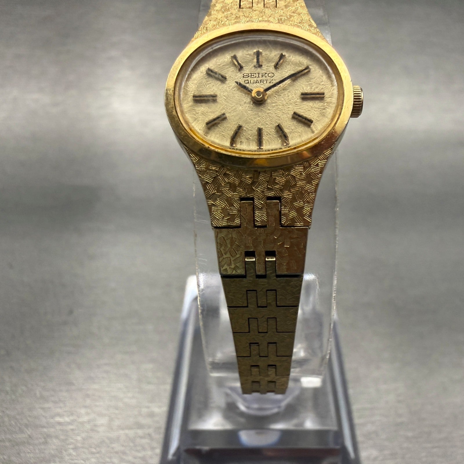 Seiko Watch Women 18mm Gold Dial Gold Tone Oval 2C20-5759 Vintage New Battery5