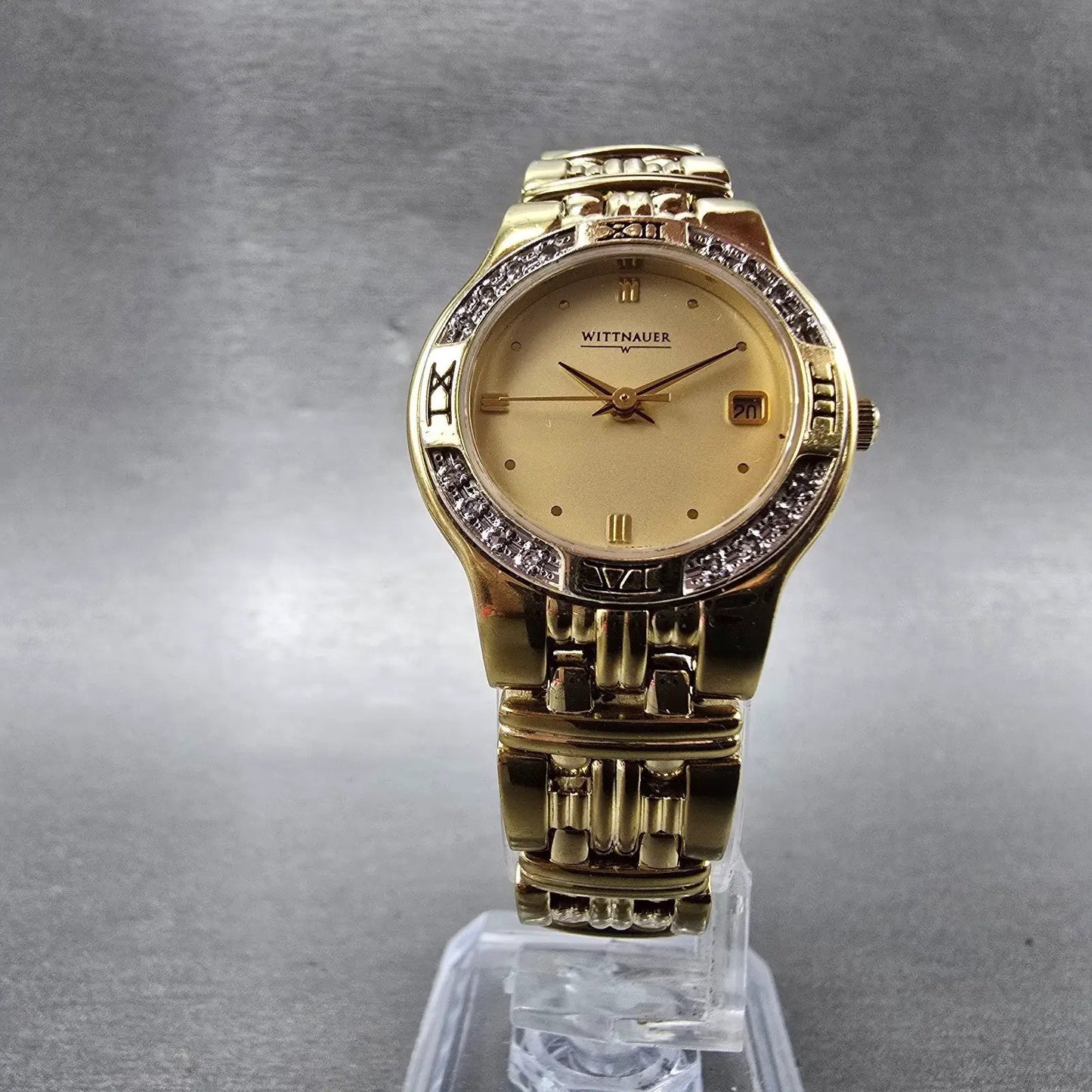 Wittnauer Watch Women 25mm Champagne Dial Gold Tone Date Round 12R11 New Battery5