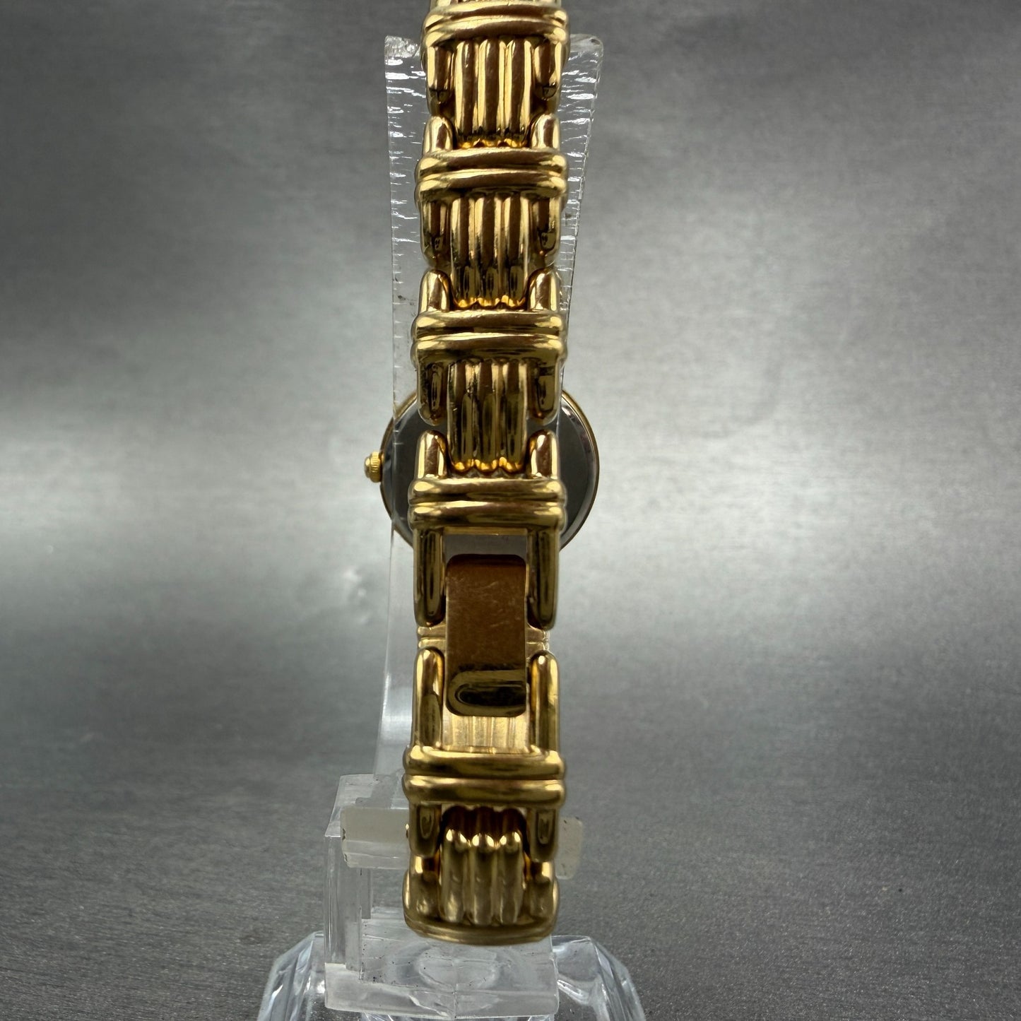 Seiko Watch Women 21mm Champagne Dial Gold Tone Round V400-1229 New Battery GVt7