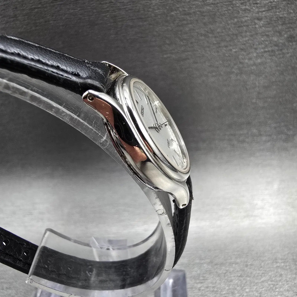 Seiko Watch Women 23mm Silver Dial Silver Tone Round 4N21-0450 New Battery3