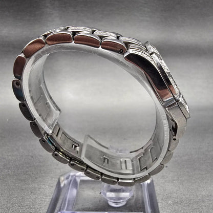 Bulova Watch Women 30mm MOP Dial Silver Tone Gemmed Round 96L116 New Battery F8