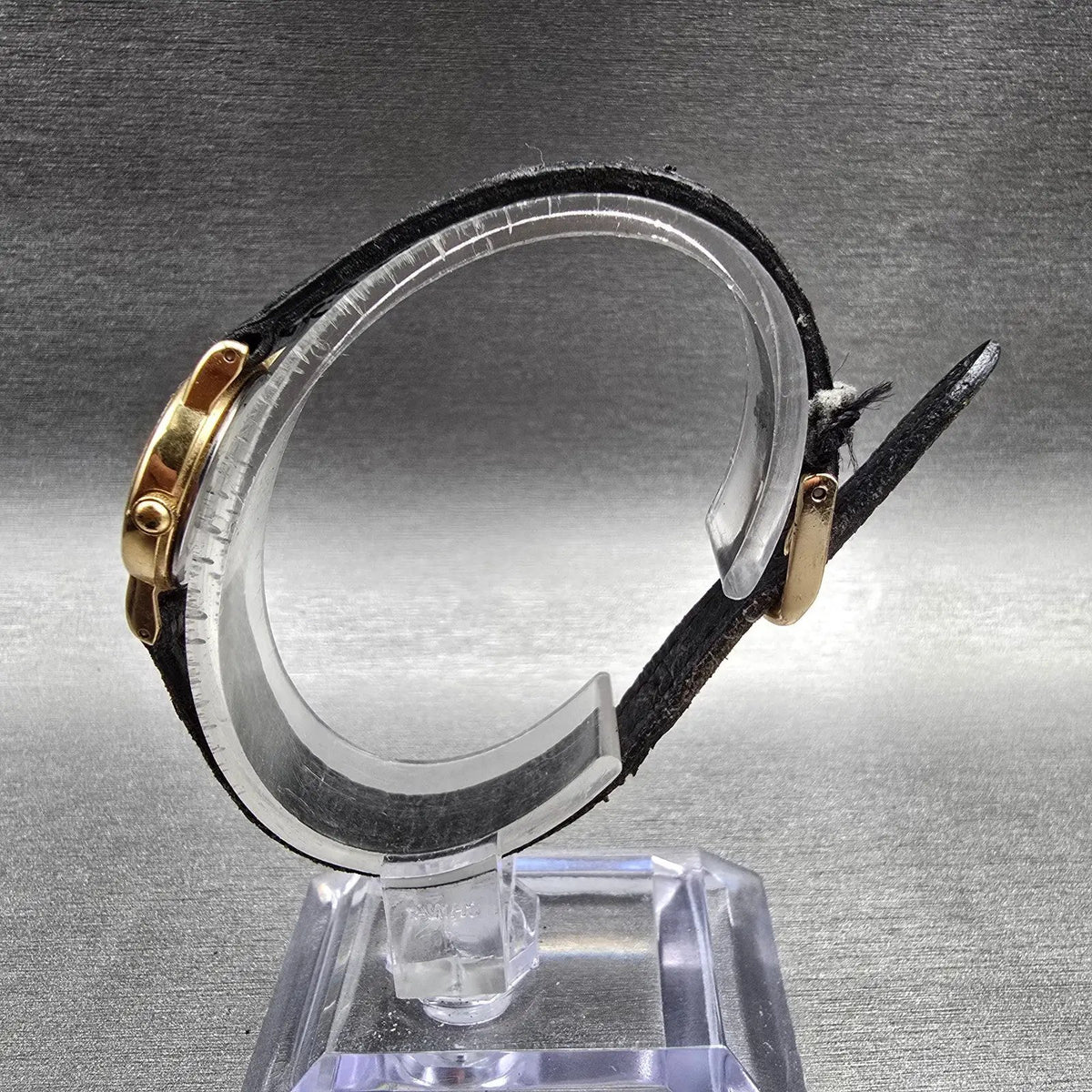 Seiko Watch Women 20mm White Dial Gold Tone Round 2Y00-0A10 New Battery VTG JP236