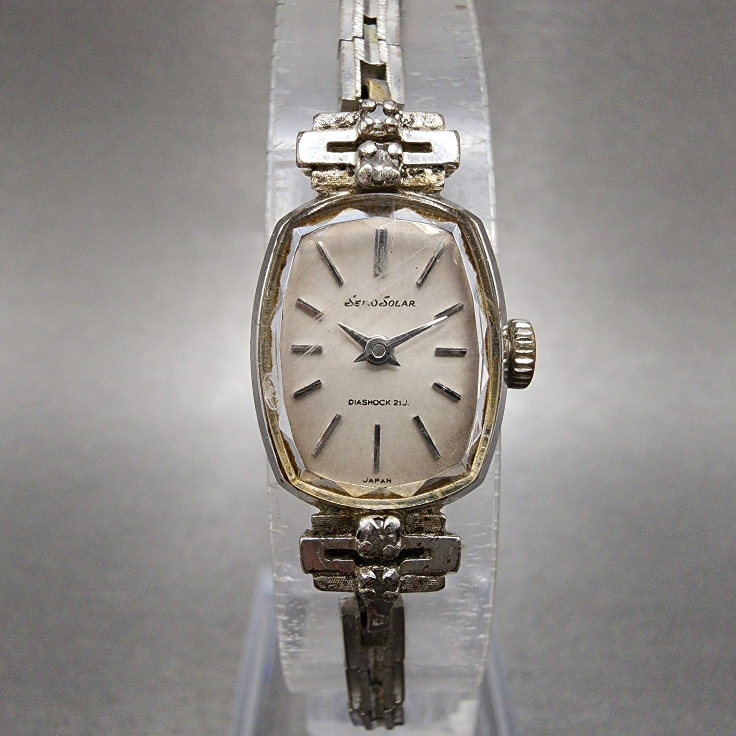 Seiko Solar Watch Women 15mm Silver Dial Silver Tone Manual 107870 Runs0
