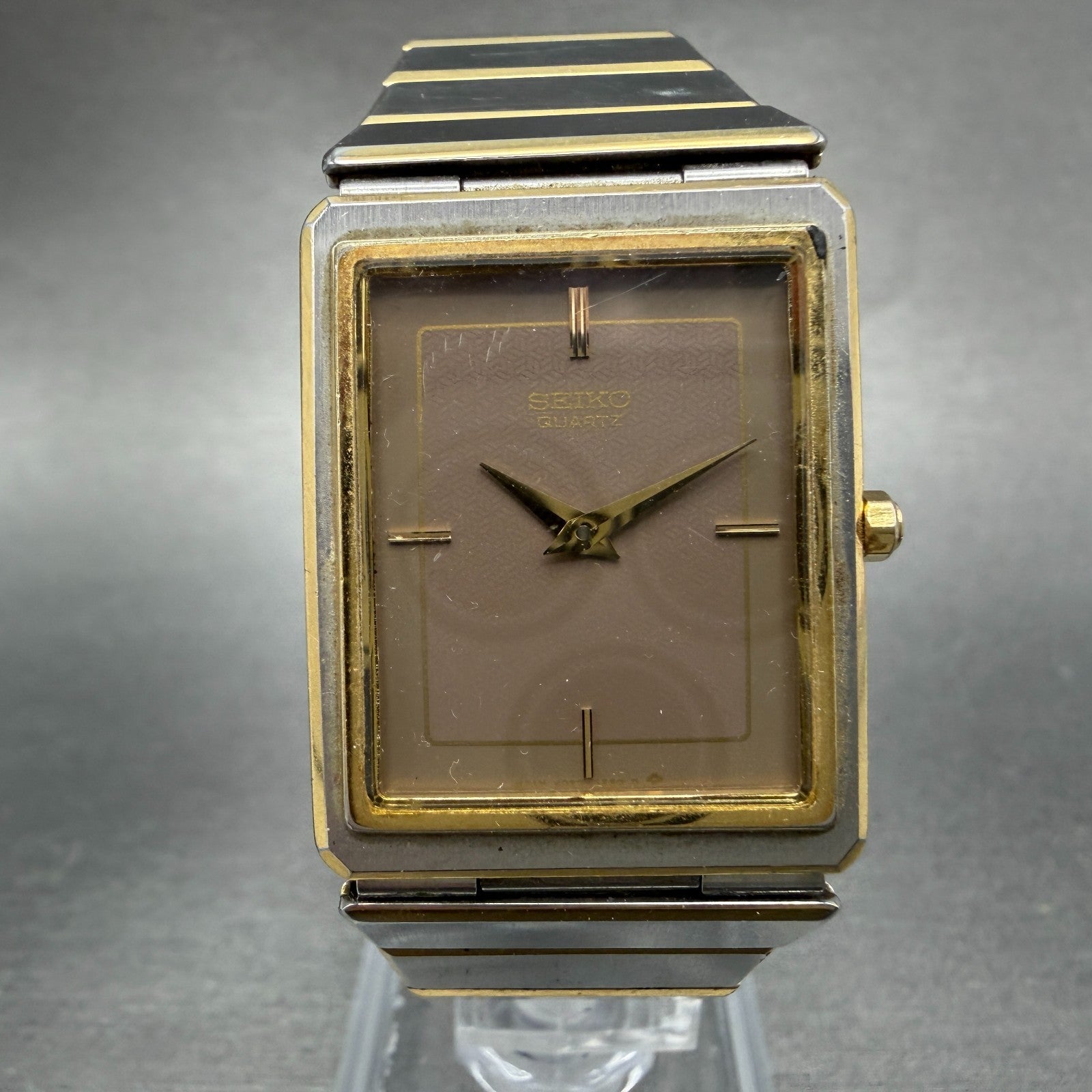 Seiko Tank Watch Men 25mm Gray Dial Two Tone Rectangle 9020-5209 New Battery0