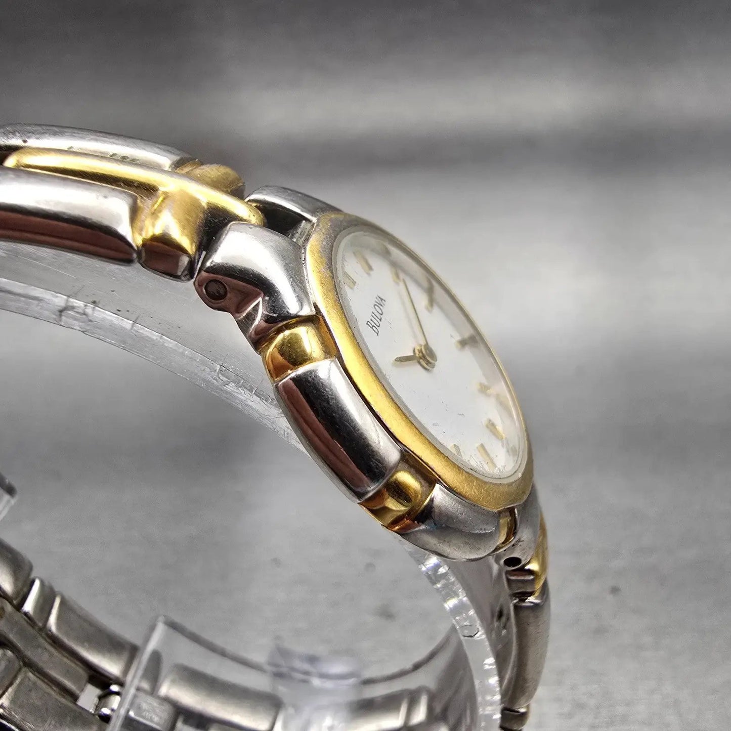 Bulova Watch Women 25mm White Dial Two Tone Round 98L53 New Battery3