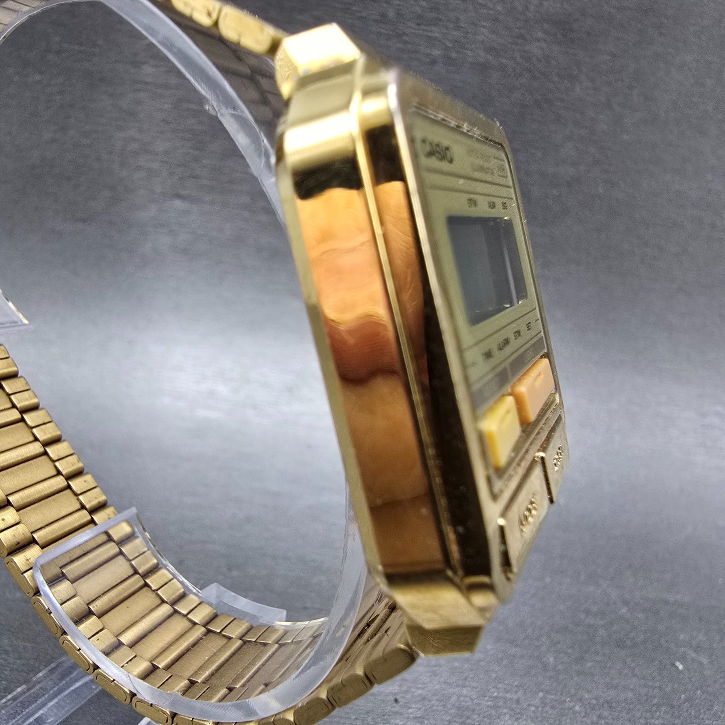 Casio A120WE Watch Men 33mm Gold Dial Gold Tone Alarm Chronograph New Battery3