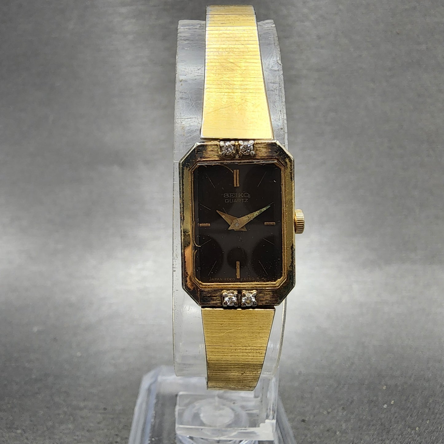 Seiko Tank Watch Women 14mm Brown Dial Gold Tone Rectangle 2e205099 New Battery0