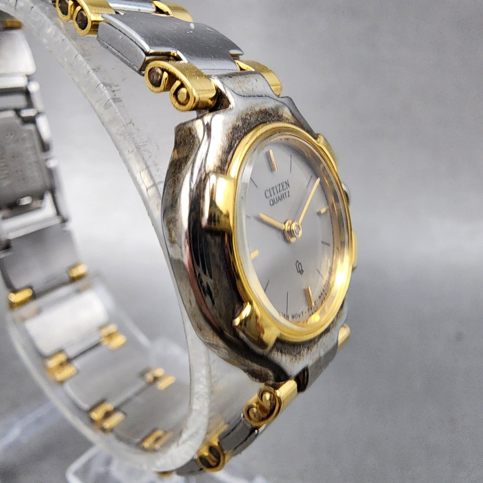 Citizen Watch Women 20mm Silver Dial Two Tone Round 5920S49593 New Battery3