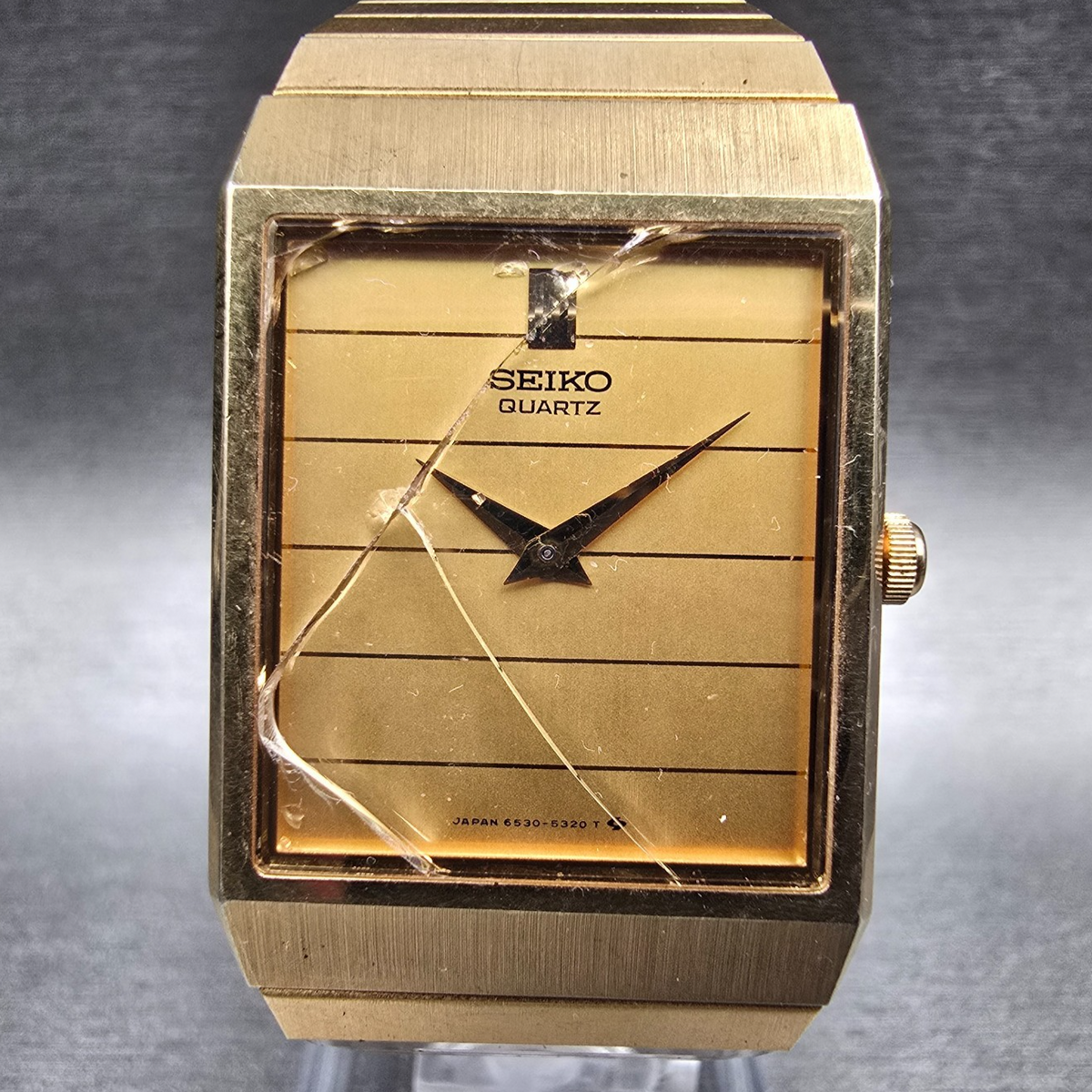 Seiko Tank Watch Men 25mm Gold Dial Gold Tone Rectangle 6530-5199 New Battery0