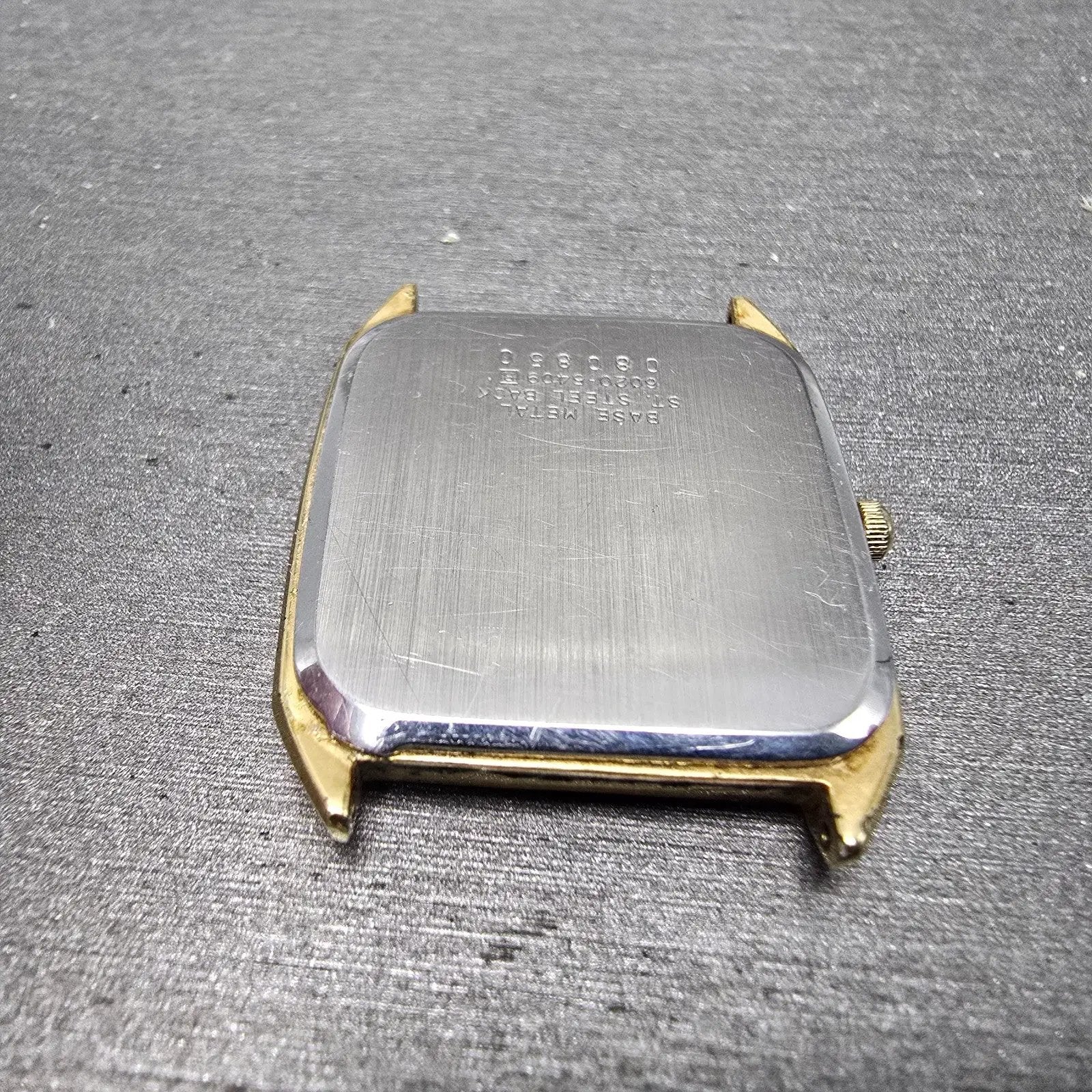Seiko Tank Watch Men 27mm Champagne Dial Gold Tone Rectangle 6020-5409 PARTS VTG13