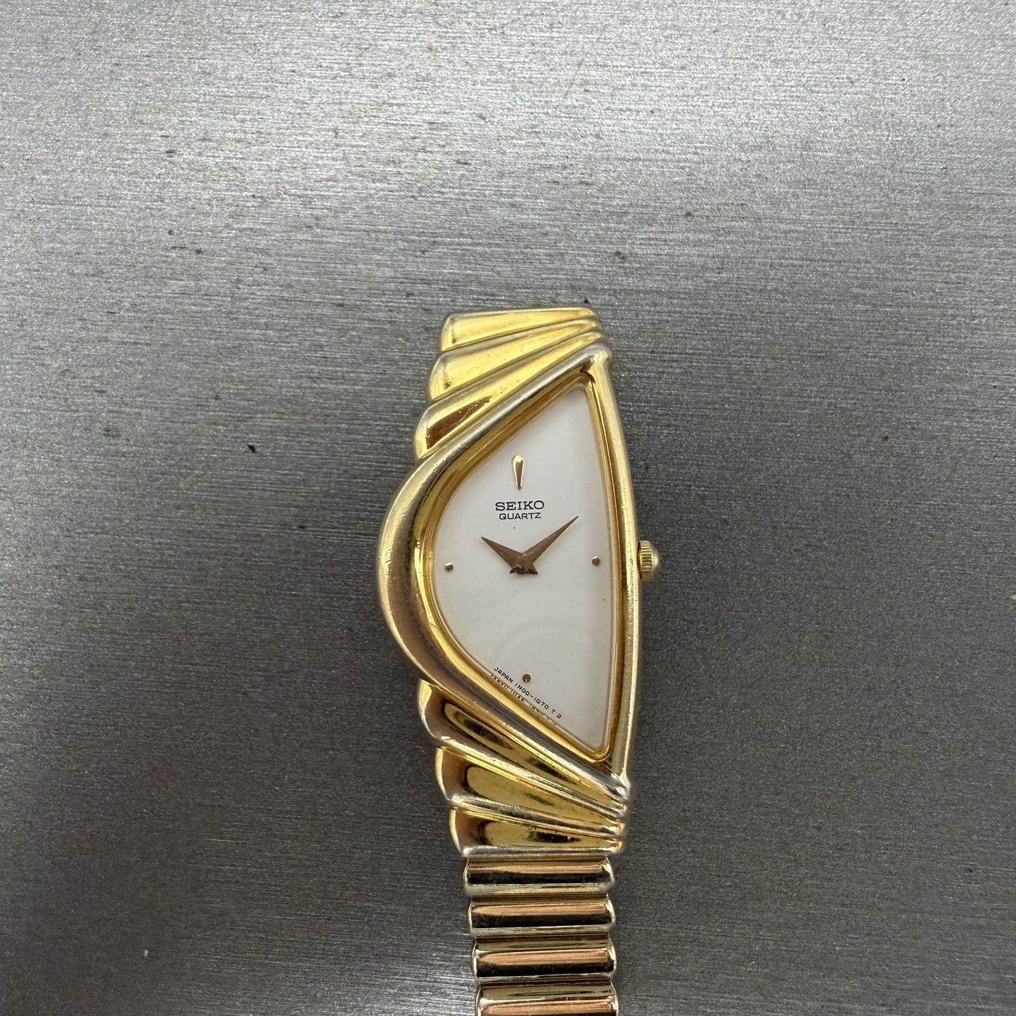 Seiko Half Moon Watch Women 20mm White Dial Gold Tone 1N00-5E09 New Battery0