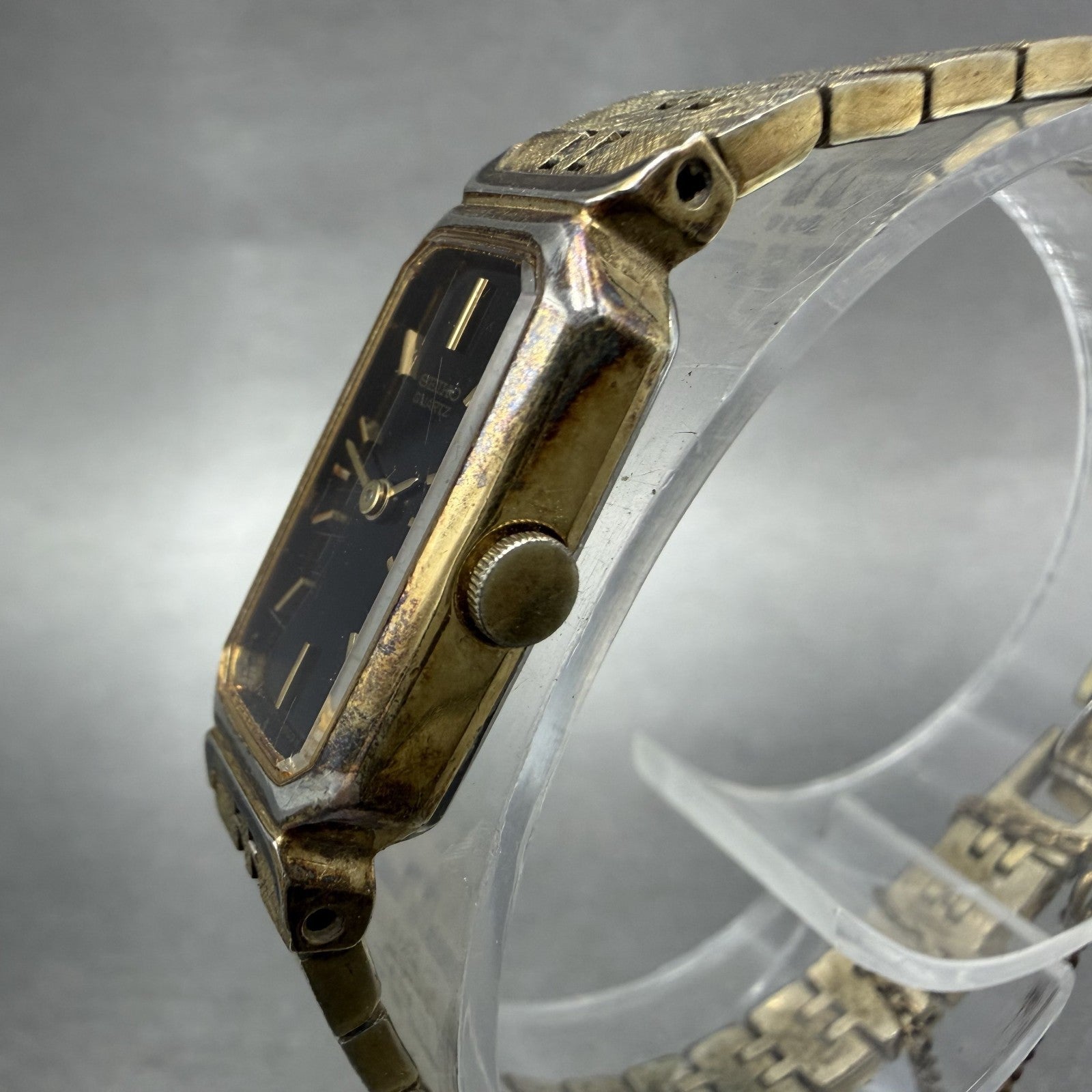 Seiko Tank Watch Women 13mm Black Dial Gold Tone Rectangle 13205649 New Battery2